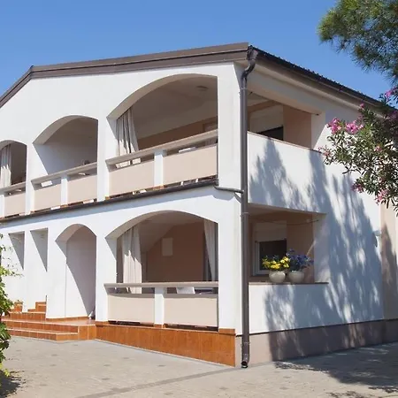 In With Terrace, Air Conditioning, Wi-fi, Washing Machine Apartamento Vir